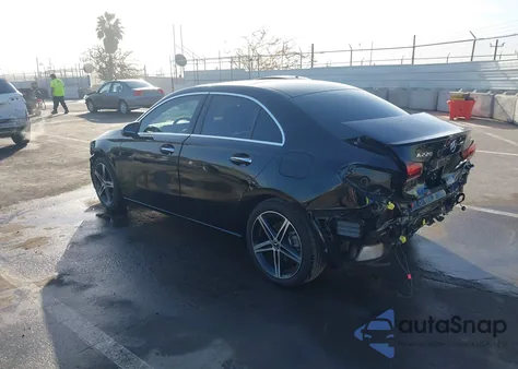 2022 Mercedes-Benz A 220 из США, поврежденный, VIN W1K3G4EB5NJ374072